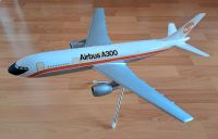 1/100 Airbus A300 Flugzeugmodell Boeing Reisebüromodell Berlin - Spandau Vorschau