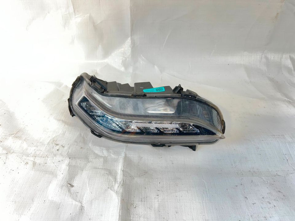 HYUNDAI I30 LINKS TAGFAHRLICHT LAMPE Schrägheck 92207-G42 in Neuwied