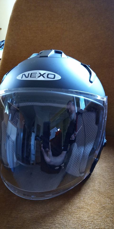 NEXO Helm - neuwertig in Langenzenn