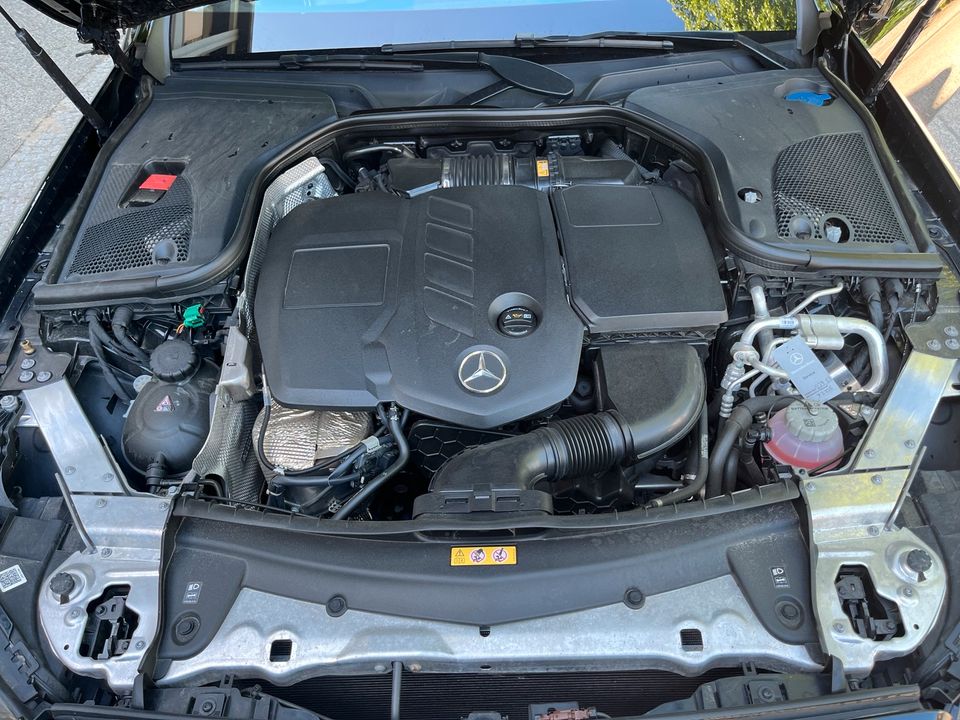 Mercedes Benz E 300DE Vollausgestattet inkl:Garantie in Detmold