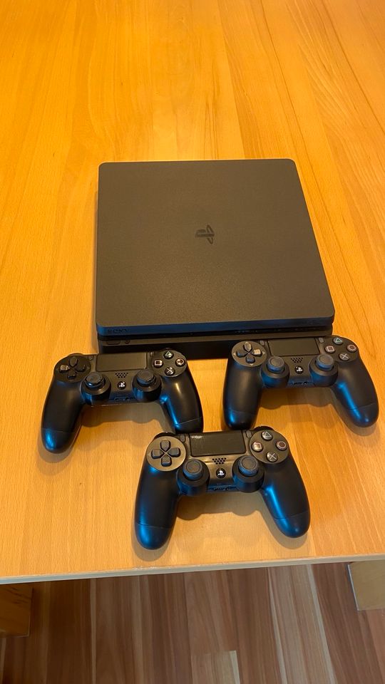 PlayStation 4 in Hennef (Sieg)