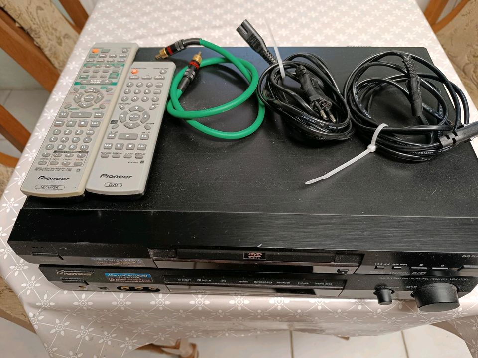 Stereoanlage und DVD Player in Wettin-Löbejün