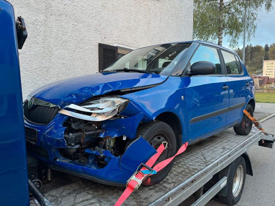 TEILE Skoda Fabia 1.4 16V Schlachtfest Teileträger MOTOR BXW in Immenstadt