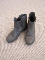 Damenschuhe Kinderschuhe grau Stiefel Gr. 38 mit Reißverschluss Thüringen - Niederzimmern Vorschau