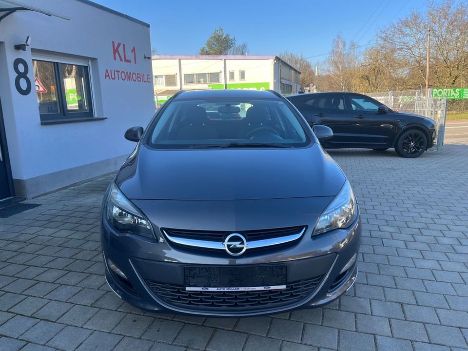 Opel Astra J Sports Tourer Selection in Schwalbach