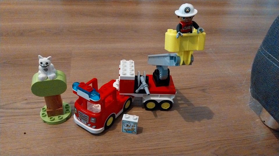 Lego Duplo Feuerwehrauto mit Sound in Essen