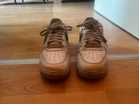 Nike Air Force 1 in grau-weiß Friedrichshain-Kreuzberg - Kreuzberg Vorschau