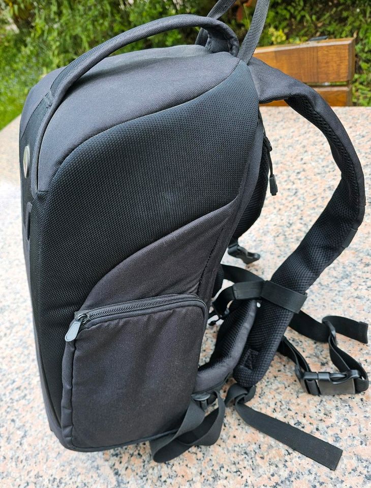 Mantona Trekking Fotorucksack DSLR Kamerarucksack Diebstahlschutz in Weinstadt