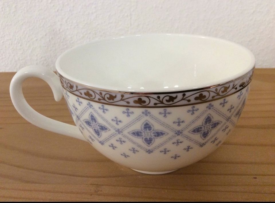 Villeroy & Boch Azurea Frühstückstasse Jumbotasse Tasse groß in Saarbrücken