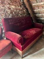 altes Sofa,  rötlich, vintage oder evtl. antik Nordrhein-Westfalen - Lübbecke  Vorschau