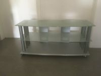 Tv Schrank Fernsehschrank Hi-Fi Bord tv Reck Glas Metall Silber Nordrhein-Westfalen - Ennigerloh Vorschau