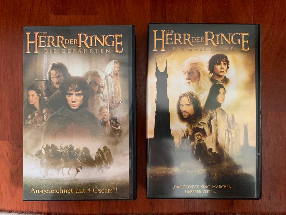 VHS / Videokassetten - Harry Potter und Herr der Ringe in Bremen