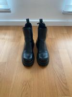 Zara Stiefel Schwarz 36 Düsseldorf - Stadtmitte Vorschau