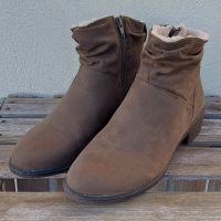 Kurzstiefel von Dorothy Perkins, Gr. 39, khakigrün Berlin - Schöneberg Vorschau