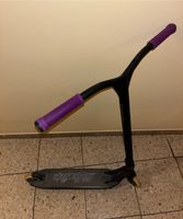 Verkaufe mein Custom-Scooter mit viel Zubehör wie Reifen und Grip Kr. München - Planegg Vorschau