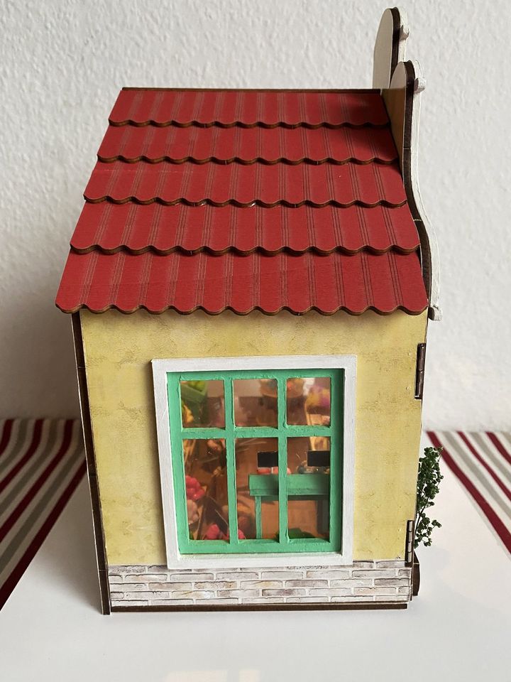 DIY Miniatur Soap Shop mit Licht fertig gestaltet in Kaiserslautern