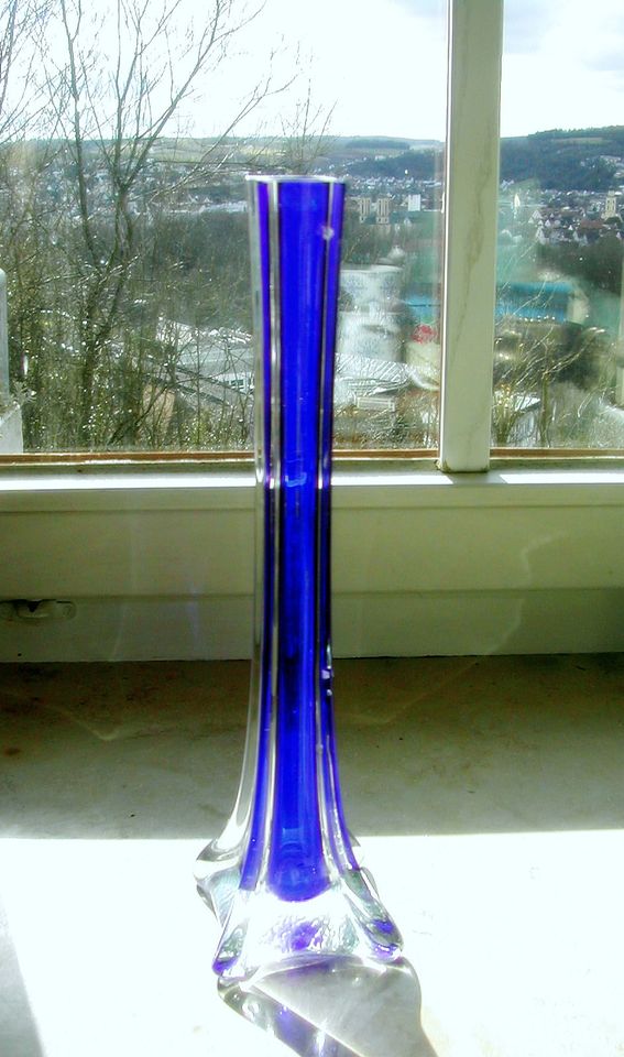 Glasvase Rosenvase Stangenvase blau 30cm Solifleur Orchideenvase in Bad Mergentheim