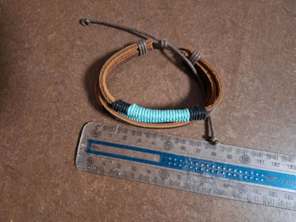 Armband wie neu unisex in Schömberg