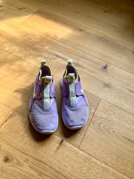Nike Sneaker flex runner Gr. 31,5  lila Nordrhein-Westfalen - Hiddenhausen Vorschau