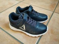 Reebok Sportschuhe Hallenschuhe Gr. 29 wie Neu Niedersachsen - Großefehn Vorschau