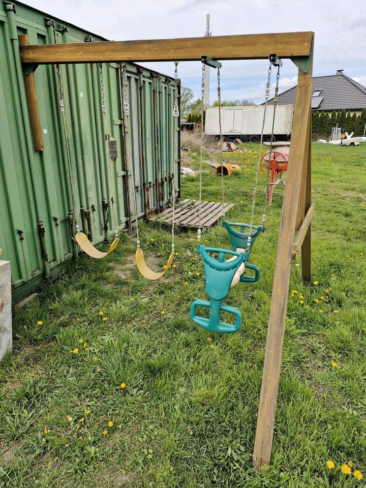 Big Backyard Garten Schaukel Spielzeug in Groß Kreutz