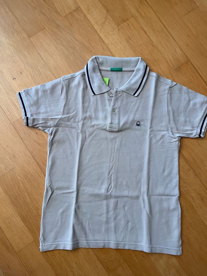 T Shirt, Muskelspiel, Poloshirt gr. 122/128 in München