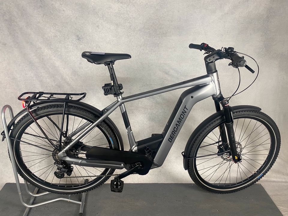 Bergamont E-Horizon Premium 750 Herren Trekking E-Bike in Köln