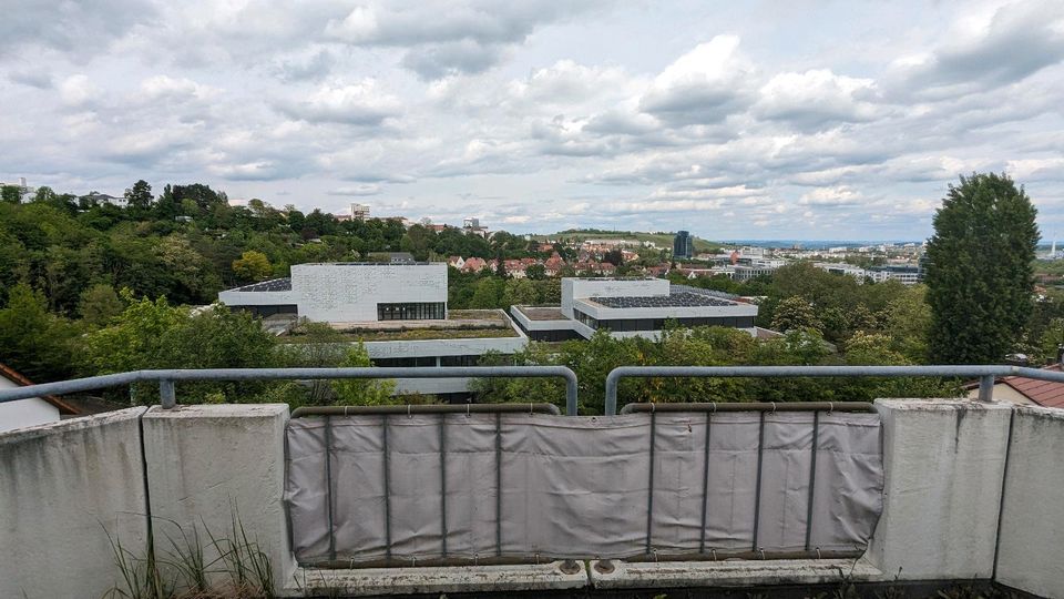 Wunderschöne Licht durchflute Wohnung mit toller Aussicht ü Stgt in Stuttgart