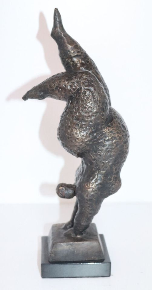 Bronze Skulptur / Figur , "abstrakte Turnerin" , Höhe 30cm in Borken