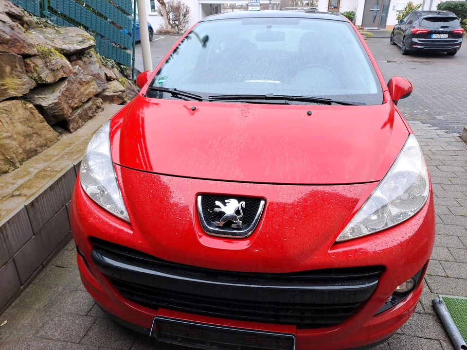 Peugeot 207 Urban Move wenig Kilometer in Koblenz