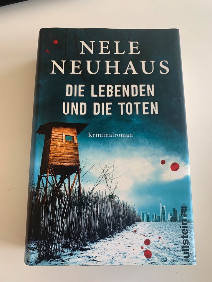 Roman/Krimi/Buch - Nele Neuhaus - Die Lebenden und die Toten in Wiesbaden