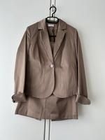 mit Versand 35,-€, Kostüm von Heine Gr. 36 Farbe Taupe Hessen - Haiger Vorschau