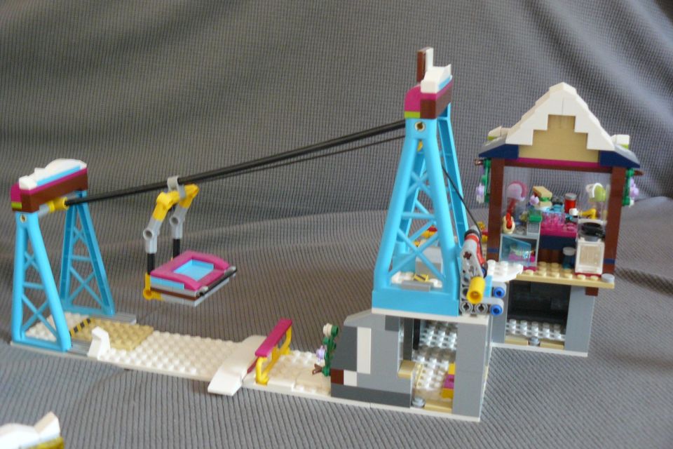 LEGO Friends -Skilift im Wintersportort 41324, komplett,neuwertig in Heilbad Heiligenstadt