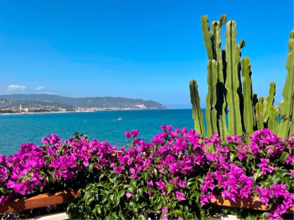 Italien Ligurien Riviera Ferienwohnung mit Dachterrasse Meerblick in Wahlstedt