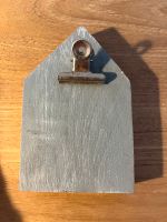 Kleines Holzschild Haus mit Clip Memoboard Pinnwand Saarland - Perl Vorschau