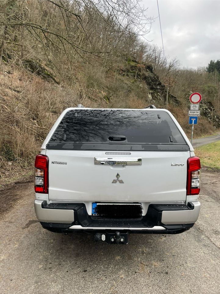 Mitsubishi L200 in Idstein