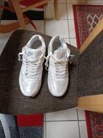 NIKE Sportschuhe wenig getragen Hessen - Hessisch Lichtenau Vorschau
