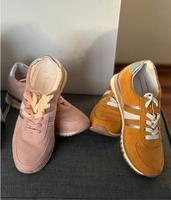 Marco Tozzi Schuhe 38/39 Paare grün rosa gelb Top Zustand Nordrhein-Westfalen - Hiddenhausen Vorschau