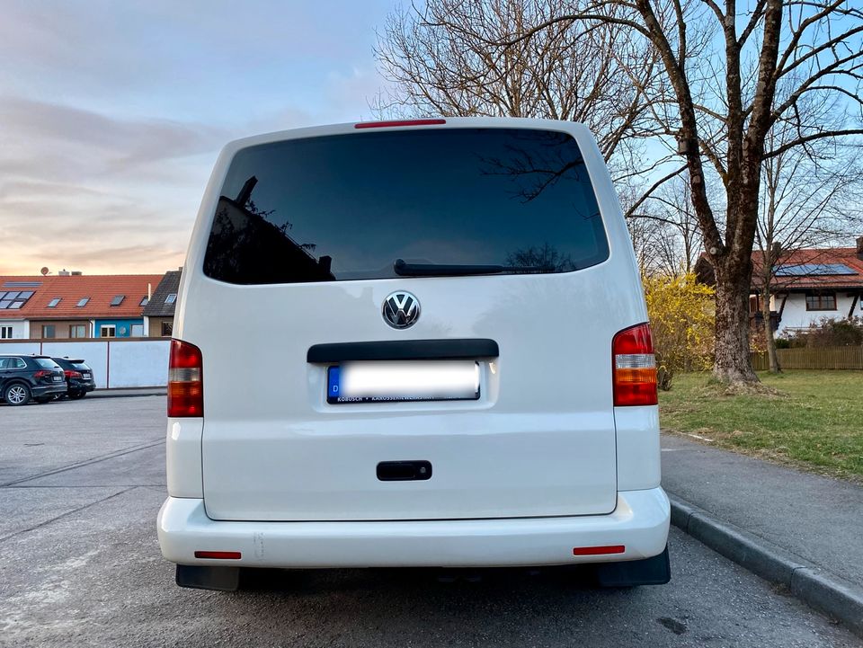 VW T5 Camper Ausbau Scheckheft*TÜV Neu* langer Radstand in München