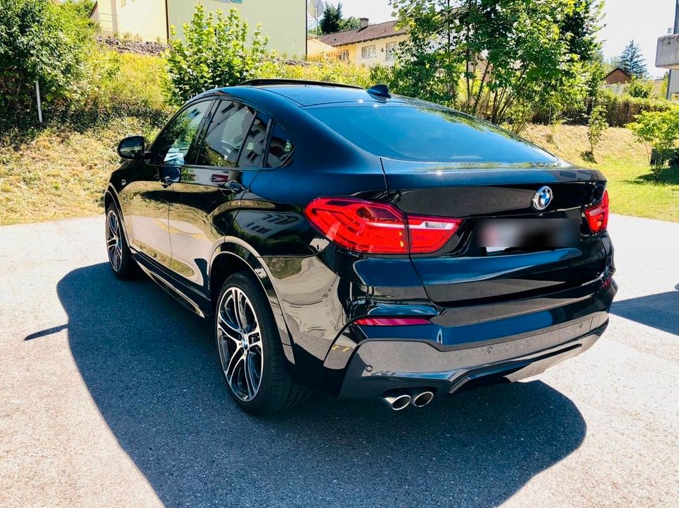 BMW X4 xDrive35d AT xLine in Waldshut-Tiengen