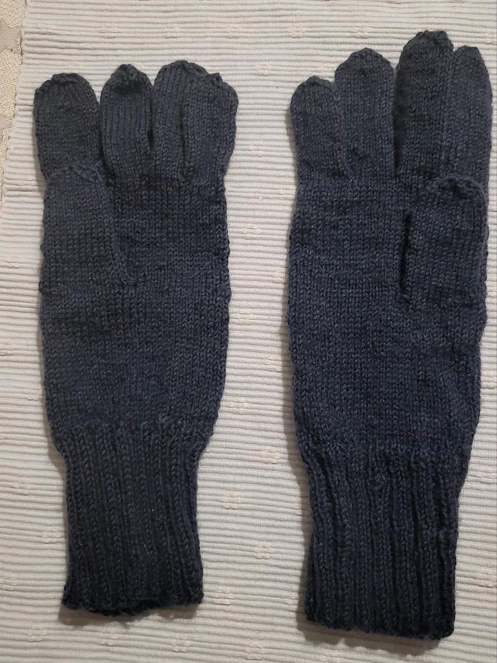 Handschuhe in Elsdorf