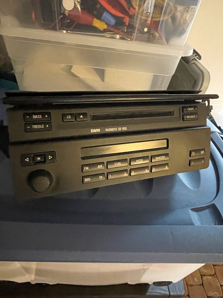 BMW E39 Original Business CD RDS Radio in Schlangen