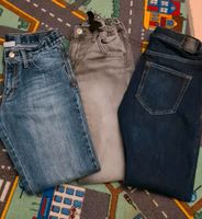 4 jungen Jeans Nordrhein-Westfalen - Kerpen Vorschau