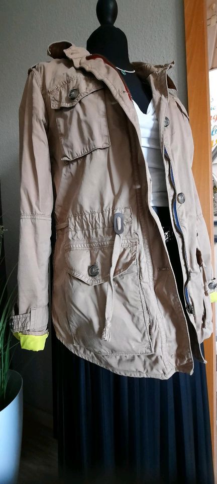 ❣️NW Hilfiger Denim  Jacke 2 in 1 beige gelb in Schwelm