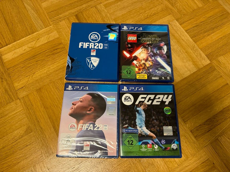 PlayStation 4 PS4 1 TB mit 3 DualShock Controllern 4 Spiele FC24 in Bochum