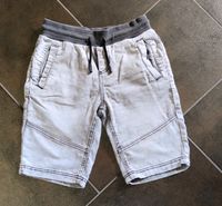 Top Zustand! Takko Jeansbermuda mit Kordelzug Hose Gr. 158 Sachsen - Coswig Vorschau