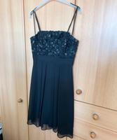 Schulterfreies Abendkleid in schwarz mit Glitzer in Größe 36 Sachsen - Großenhain Vorschau