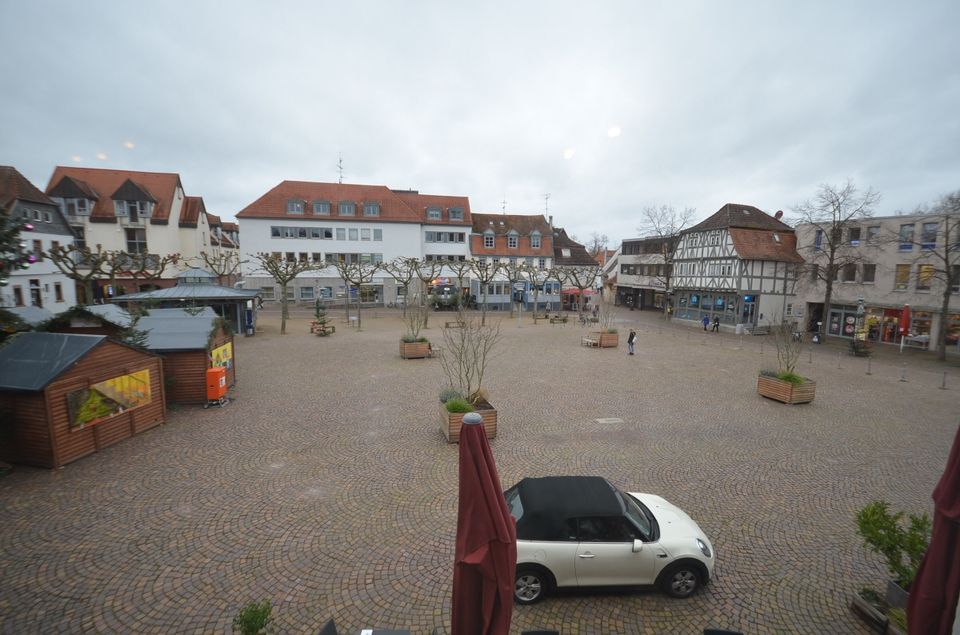 DIETZ: 2 Büroetagen Wohnen und Arbeiten möglich! Direkt am Markplatz von Dieburg! in Dieburg