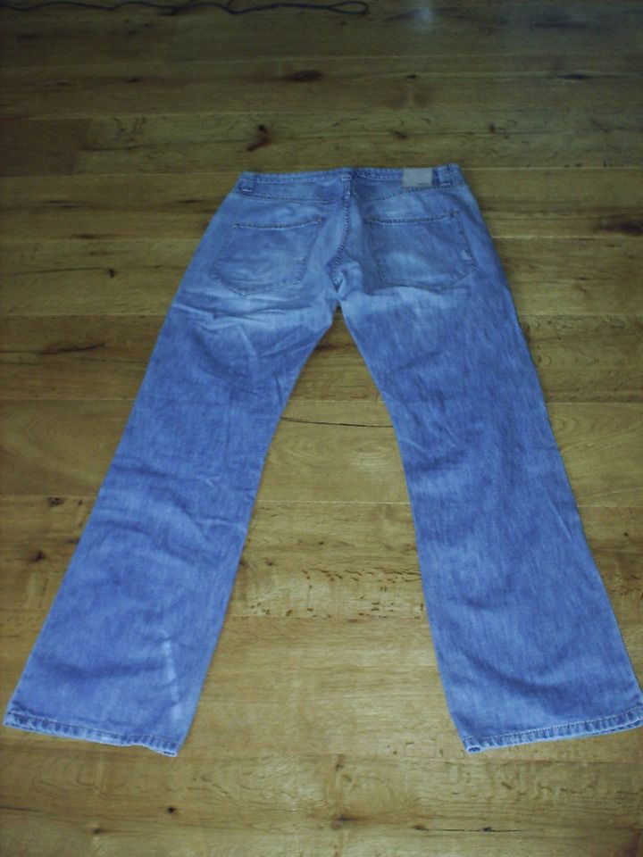 Jeans blau CINQUE W33 L34 33/34 in Kalchreuth