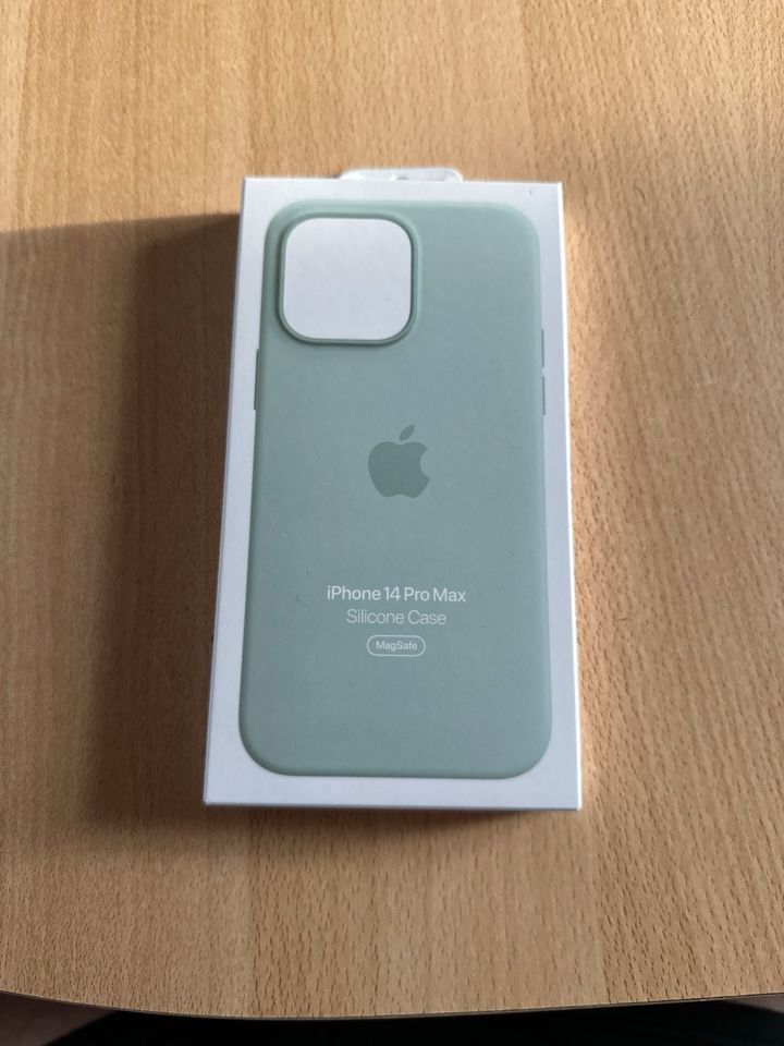 NEU iPhone 14 Pro MAX Silikonhülle mit MagSafe Mintgrün in Meiningen